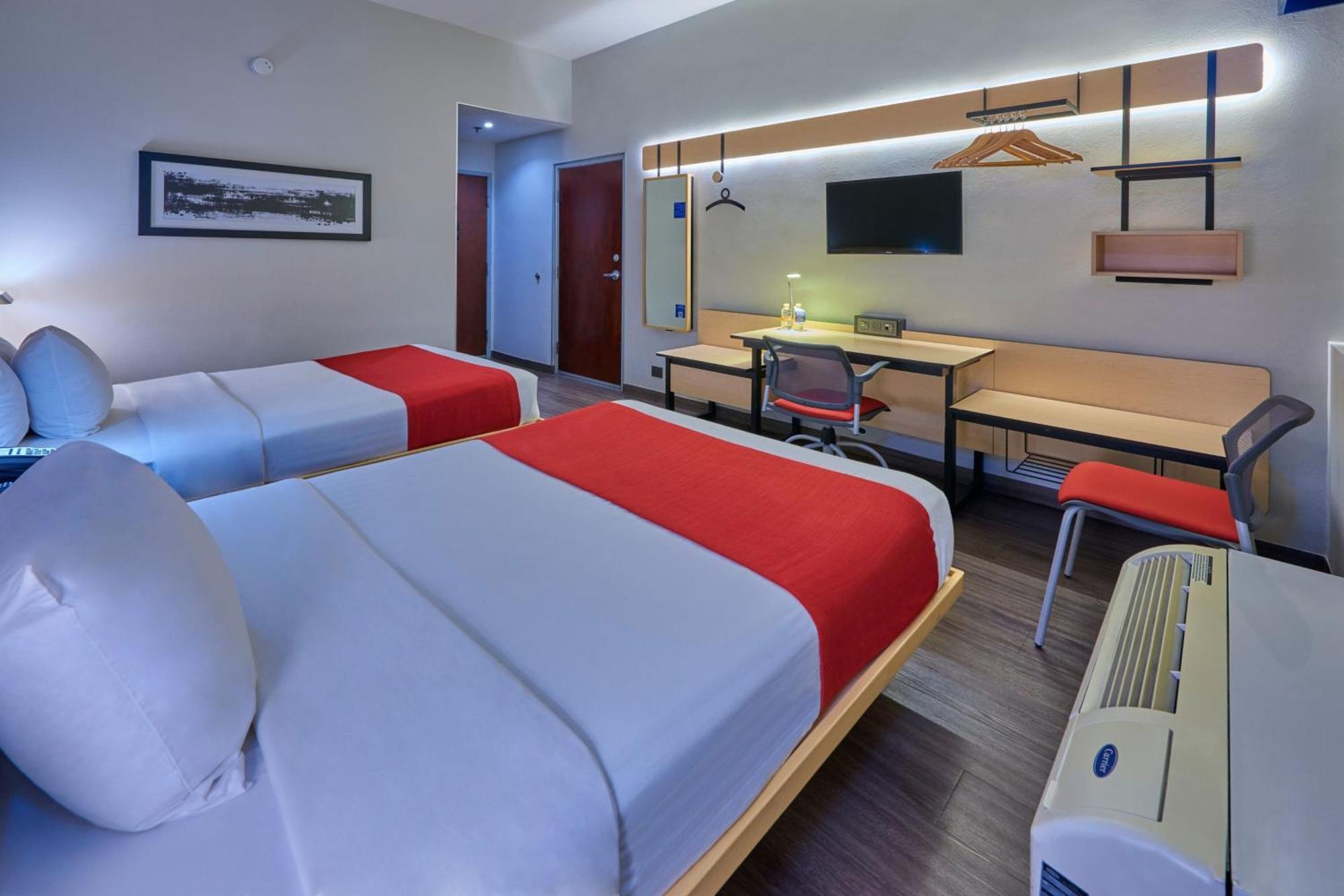 City Express By Marriott Saltillo Norte Exterior photo